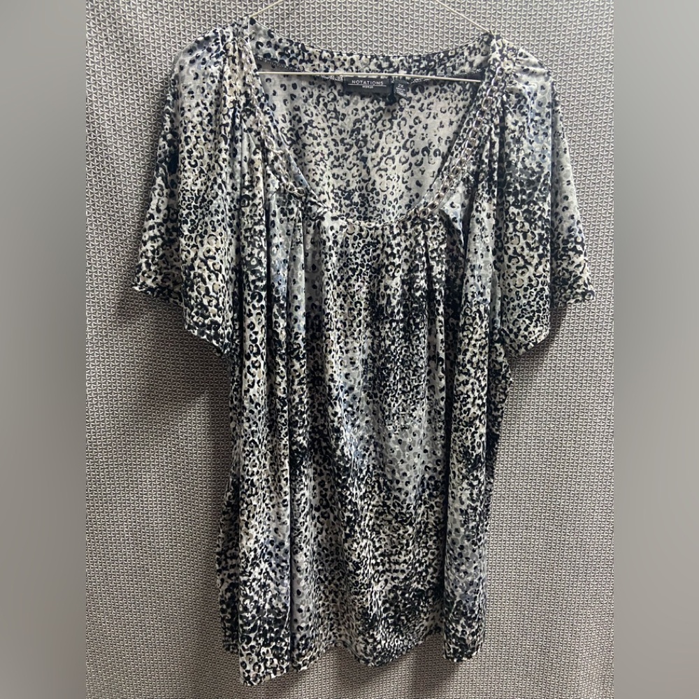 XL Leopard Print Scoop Neck Chain Sparkle Details Women's Top Size